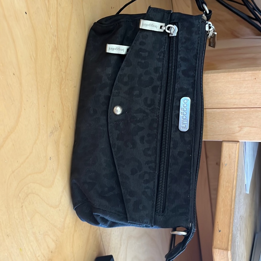 Clutch purse